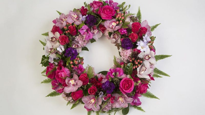 A wreath shop that will deliver quality