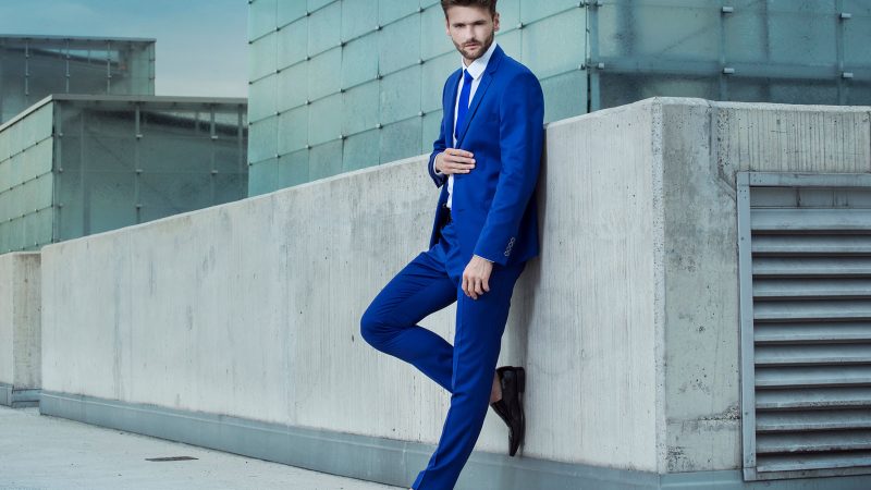 Basic Things to Know while Choosing Slim Clothes for Tall Men