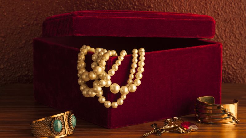 What Everyone Needs to Know about Silver Handcrafted Jewelry?