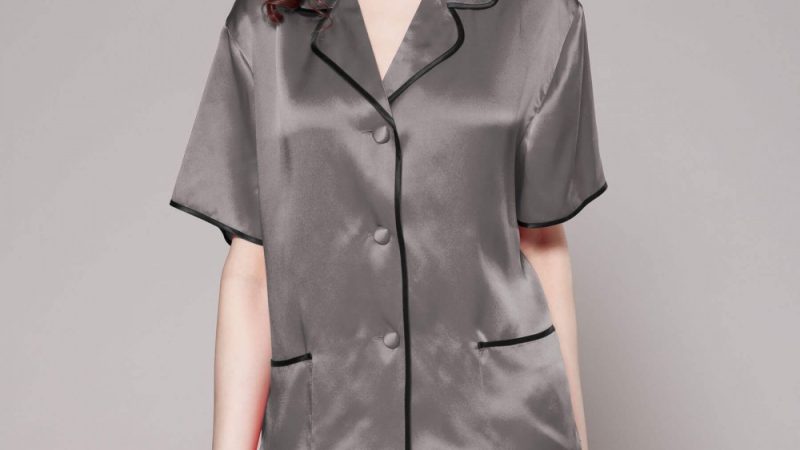 What To Look At While Selecting The Best Site For Purchasing Silk Pajamas?