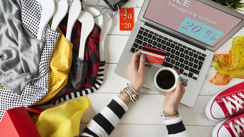 How do I find the best online cloth stores?