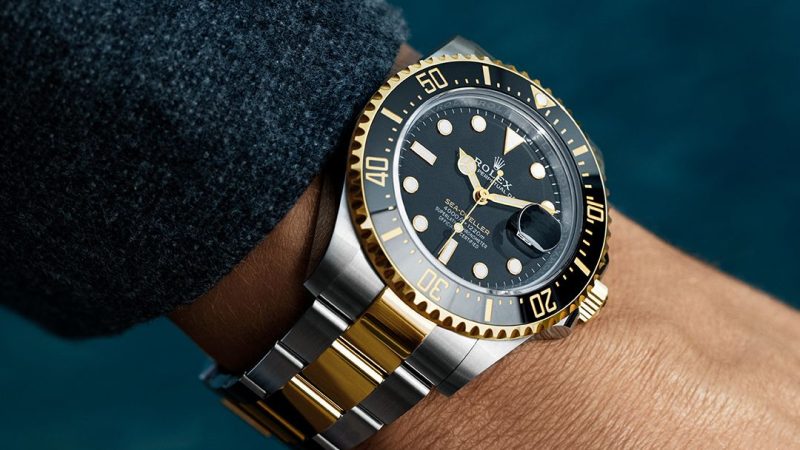 Rolex Sea-Dweller as well as DeepSea Sea-Dweller Watches
