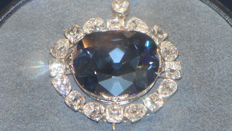 Finding the Most Exquisite Jewellery for the Fanciest Events