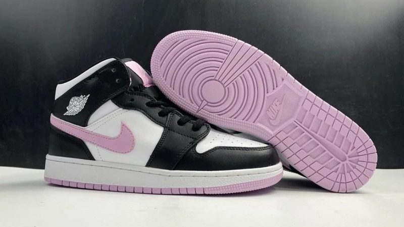 How To Differentiate A Fake Jordan 1 White Pink from A Real?