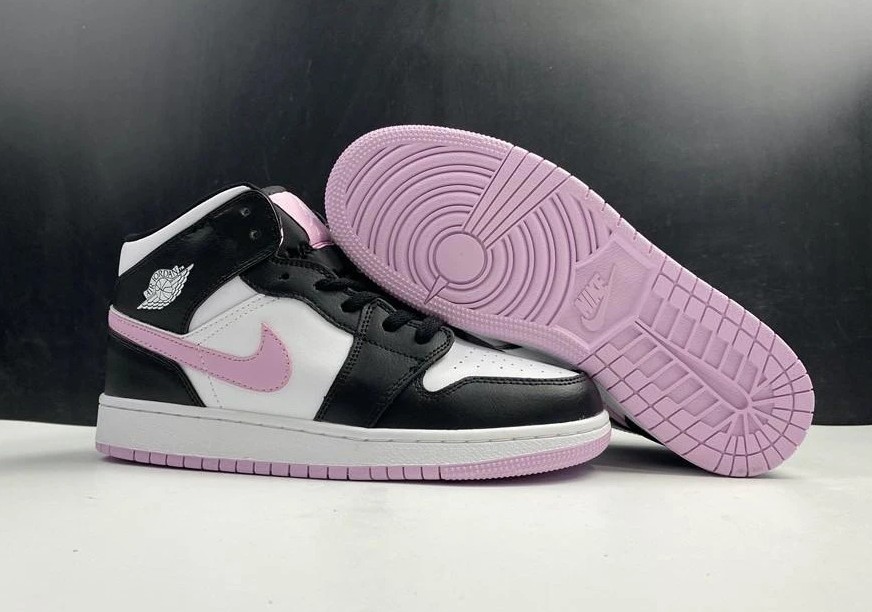 How To Differentiate A Fake Jordan 1 White Pink from A Real?
