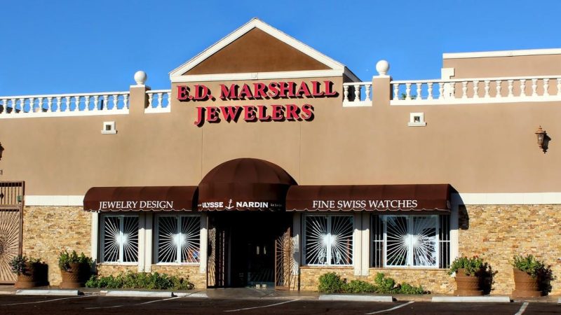 Why You Should Shop at a Jewelry Store in Arizona